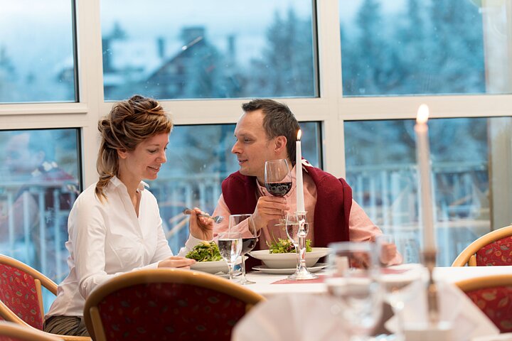 couple dining in Oberwiesenthal