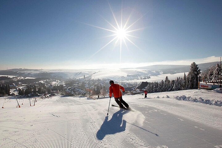 AHORN-Hotel-Am-Fichtelberg-Skiabfahrt AHORN-Hotel-Am-Fichtelberg-Skiabfahrt