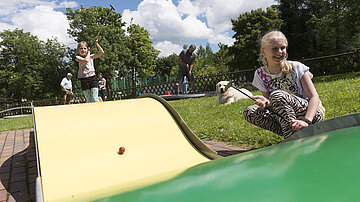 [Translate to český:] AHORN Waldhotel Altenberg Minigolf