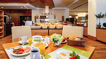 AHORN Panorama Hotel Oberhof breakfast buffet
