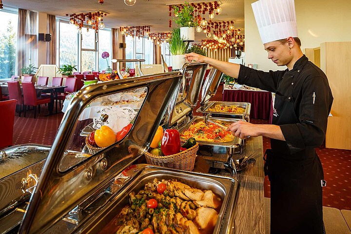 Abendessen im AHORN Hotel Am Fichtelberg